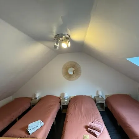 Arconciergerie Maison De Grimpeurs Aux Portes De La Foret Hébergement de vacances *